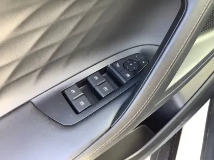 Photo 16 Mg EHS Nouveau 1.5T PHEV 272 ch Luxury
