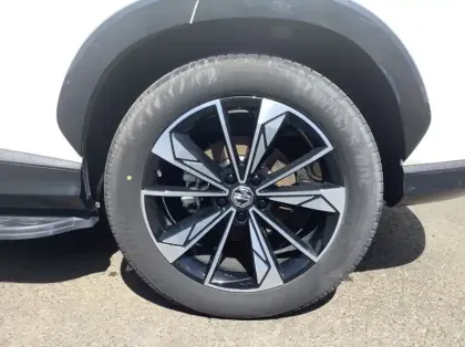 Photo 8 Mg EHS Nouveau 1.5T PHEV 272 ch Luxury