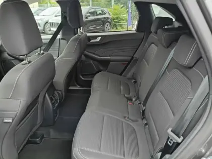 Photo 8 Ford Kuga 2.5 Duratec 180ch Hybrid FlexiFuel Titanium Powershift