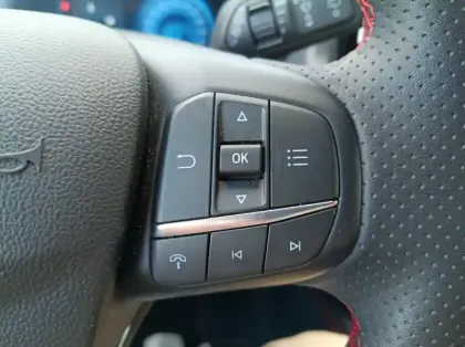 Photo 20 Ford Kuga 2.5 Duratec 180ch Hybrid FlexiFuel ST-Line X Powershift