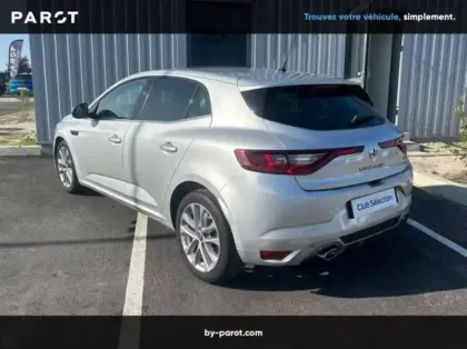 Photo 42 Renault Megane IV BERLINE TCe 130 Energy Intens