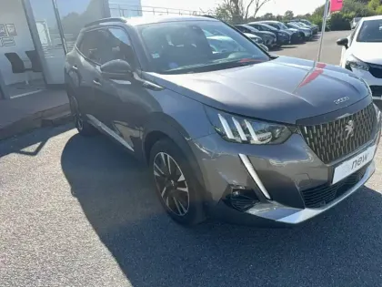 Photo 10 Peugeot 2008  PureTech 130 S&S EAT8