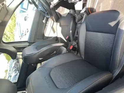 Photo 13 Dacia Duster  TCe 150 FAP 4x2 EDC