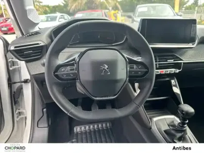 Photo 11 Peugeot 208  PureTech 100 S&S BVM6