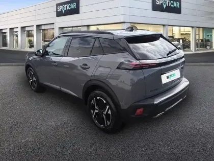 Photo 6 Peugeot 2008  Hybrid 136 e-DCS6