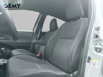Photo 8 Toyota Yaris  Hybride 100h