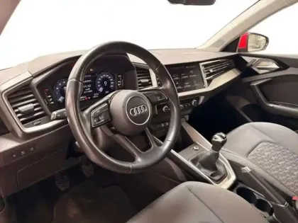 Photo 8 Audi A1 25 TFSI 95 ch BVM5 Advanced