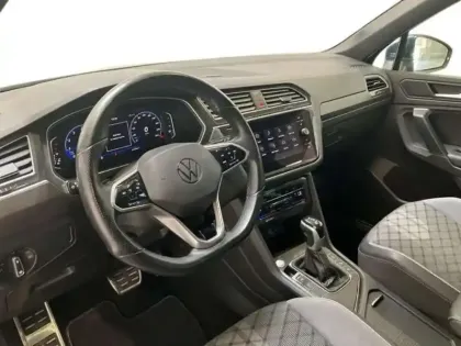 Photo 8 Volkswagen Tiguan 1.5 TSI 150ch DSG7 R-Line