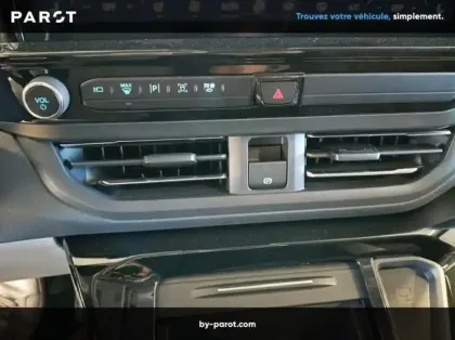 Photo 18 Ford Tourneo Custom 340 L1H1 2.5 Duratec 232ch Hybride rechargeable Titanium X CVT
