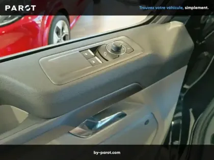 Photo 5 Ford Tourneo Custom 340 L1H1 2.5 Duratec 232ch Hybride rechargeable Titanium X CVT