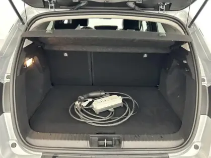 Photo 17 Renault Captur E-Tech hybride rechargeable 160 Techno 5p