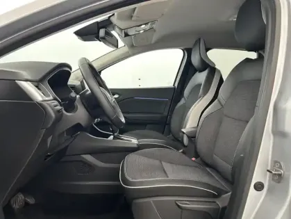 Photo 8 Renault Captur E-Tech hybride rechargeable 160 Techno 5p