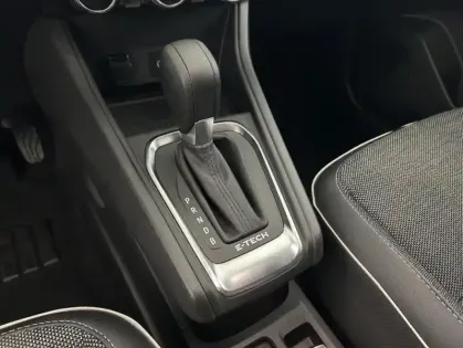 Photo 12 Renault Captur E-Tech hybride rechargeable 160 Techno 5p