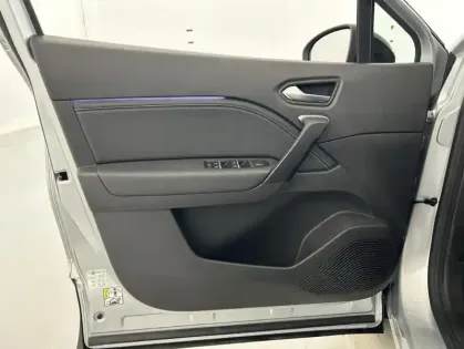 Photo 10 Renault Captur E-Tech hybride rechargeable 160 Techno 5p