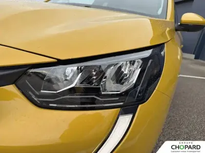 Photo 18 Peugeot 208  PureTech 100 S&S BVM6