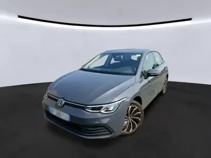Photo Volkswagen Golf Life Plus