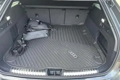 Photo 8 Audi A5 AVANT E HYBRID QUATTRO 299 CH S TRONI