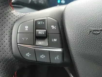 Photo 14 Ford Kuga  2.5 Duratec 180ch Hybrid FlexiFuel ST-Line X Powershift