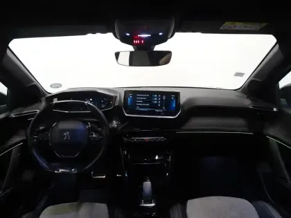 Photo 9 Peugeot 208  e- 136ch GT