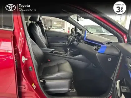 Photo 5 Toyota C-HR  1.2 T 116 Graphic 2WD Pack Premium