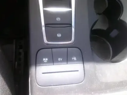 Photo 14 Ford Kuga  2.5 Duratec 225ch PHEV Titanium BVA