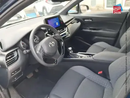 Photo 14 Toyota C-HR  1.8 Hybride 122ch Design Ultimate E-CVT