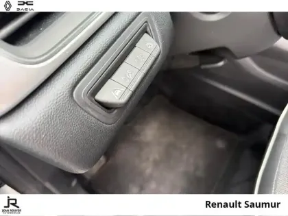 Photo 14 Renault Captur  1.6 E-Tech hybride 145ch Techno