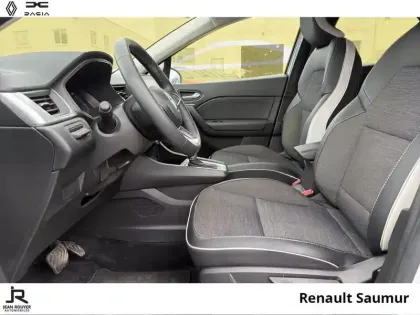 Photo 15 Renault Captur  1.6 E-Tech hybride 145ch Techno