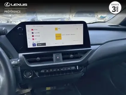 Photo 14 Lexus UX  250h Le 2WD