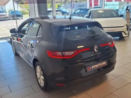 Photo 7 Renault Megane  1.5 Blue dCi 115ch Zen