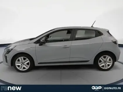 Photo 16 Renault Clio  1.5 dCi 100ch Evolution - 25