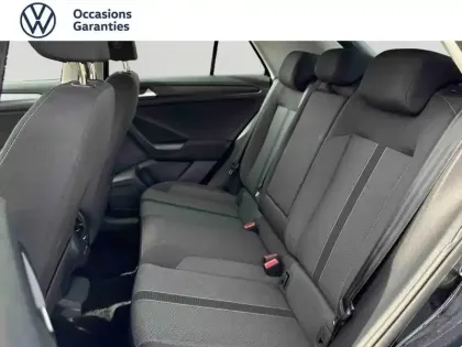 Photo 12 Volkswagen T-roc  1.0 TSI 110ch Life Plus