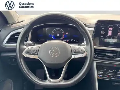 Photo 13 Volkswagen T-roc  1.0 TSI 110ch Life Plus