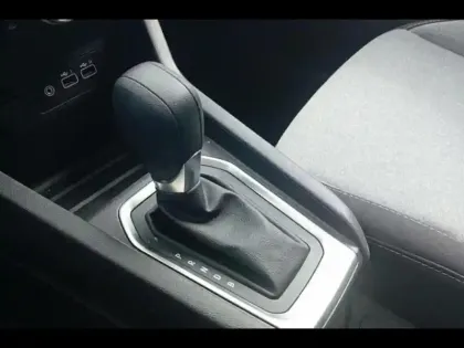Photo 10 Renault Clio  1.6 E-Tech 145ch full hybrid Evolution - 25b