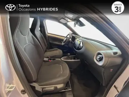 Photo 20 Toyota Aygo X  116h Graphic