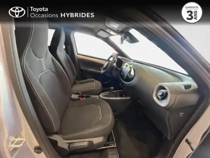 Photo 5 Toyota Aygo X  116h Graphic