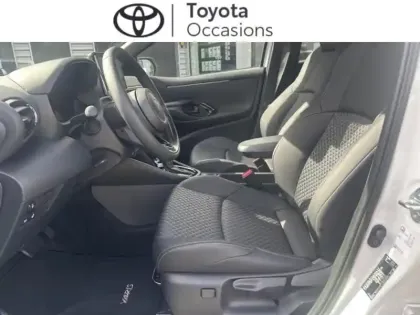 Photo 14 Toyota Yaris  130h Collection 5p MY26
