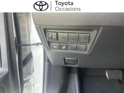 Photo 12 Toyota Yaris  130h Collection 5p MY26