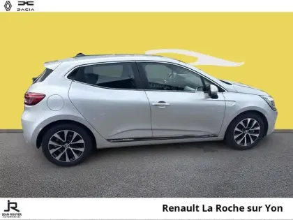 Photo 12 Renault Clio  1.6 E-Tech hybride 140ch Intens -21N