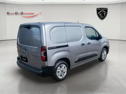 Photo 6 Peugeot Partner  M Diesel 130ch automatique Pack Premium Connect