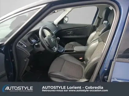 Photo 12 Renault Scenic Grand  1.7 Blue dCi 150ch Intens EDC