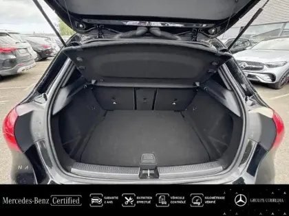 Photo 11 Mercedes Classe A  200 d 150ch AMG Line 8G-DCT