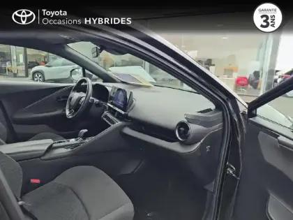 Photo 6 Toyota C-HR  1.8 Hybride 140ch Dynamic MY25