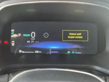 Photo 12 Renault Captur  1.6 E-Tech full hybrid 145ch Techno