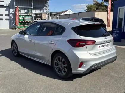 Photo 6 Ford Focus  1.0 Flexifuel mHEV 125ch ST-Line Style