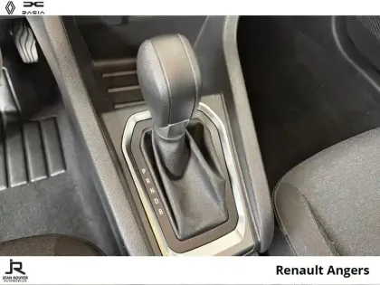 Photo 5 Renault Clio  1.6 E-Tech hybride 145ch Equilibre