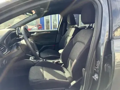 Photo 11 Ford Focus  1.0 EcoBoost 125ch ST-Line