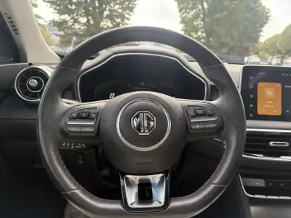Photo 13 Mg EHS PHEV LUXURY PHASE 2