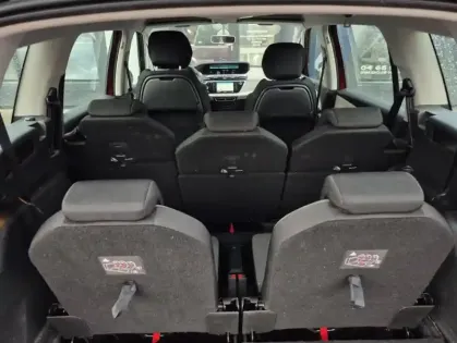 Photo 21 Citroën C4 Picasso PureTech 130 S&S BVM6 Feel