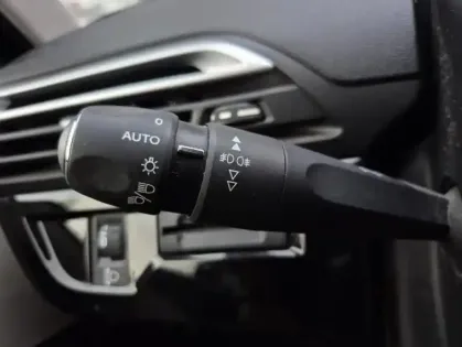 Photo 15 Citroën C4 Picasso PureTech 130 S&S BVM6 Feel